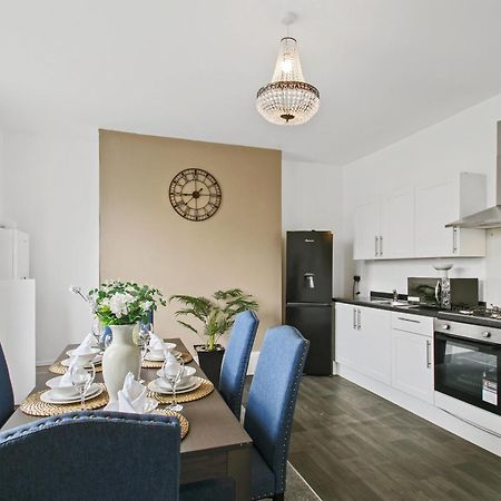 Home In Woodhouse, Leeds Leeds  Extérieur photo
