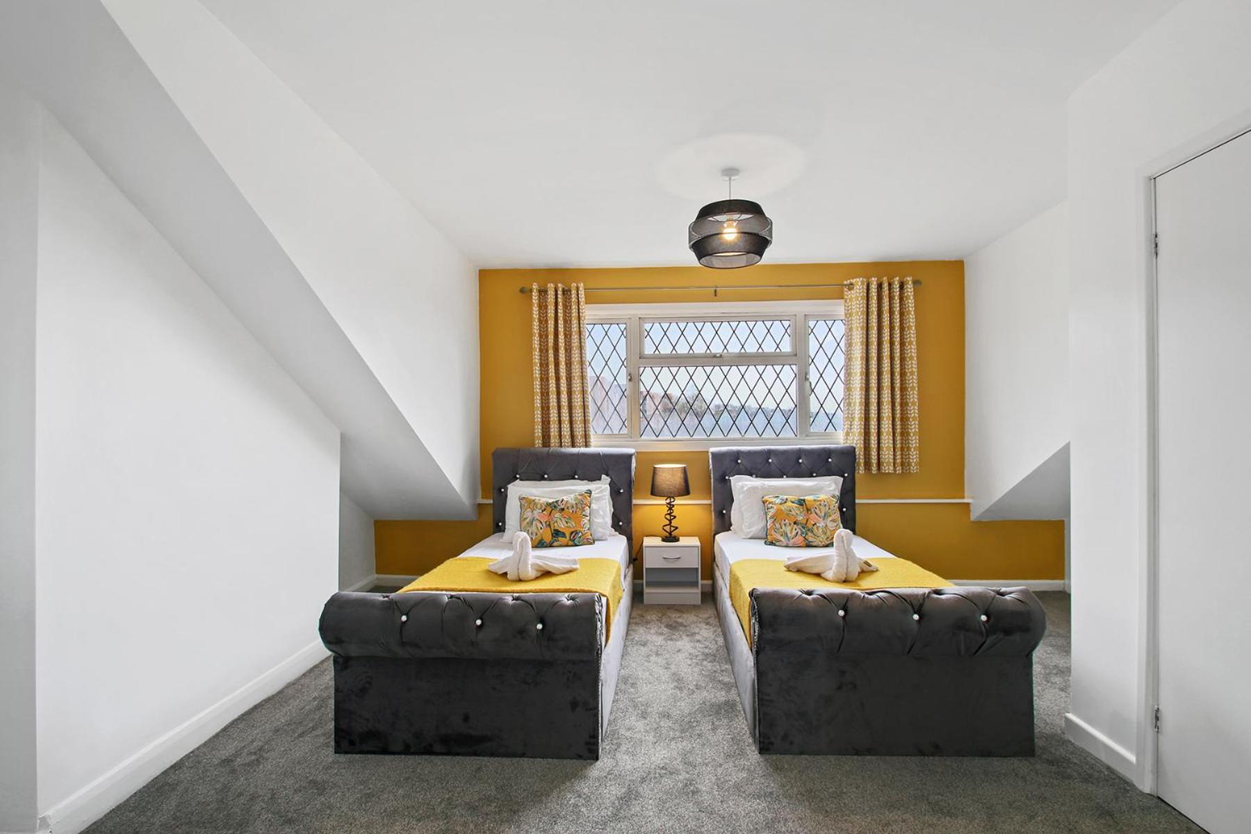 Home In Woodhouse, Leeds Leeds  Extérieur photo